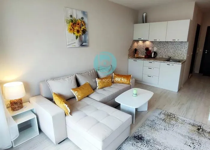 U Dacha - Premium Sunny Beach