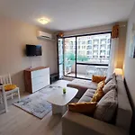 U Dacha - Premium Апартамент