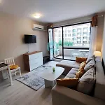 U Dacha - Premium Апартамент
