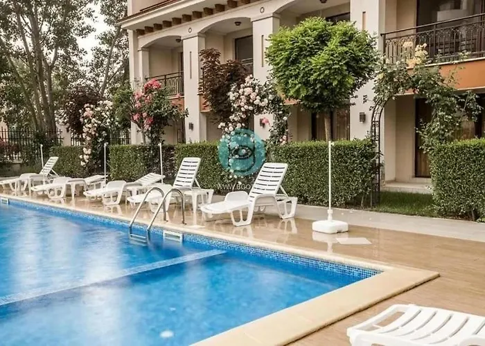 U Dacha - Premium Apartamento Sunny Beach